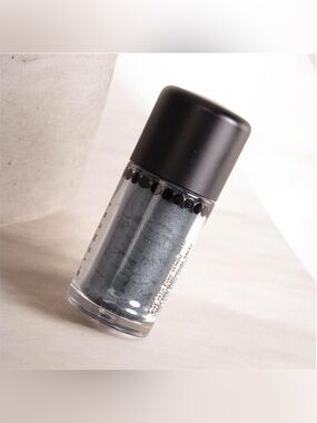 MAC Blue Noir Pigment Eyeshadow